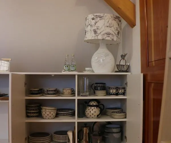 Pszczelarnia Dom Pracy Tworczej * Wilkanow