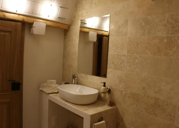 팜스테이 Pszczelarnia Dom Pracy Tworczej Wilkanow