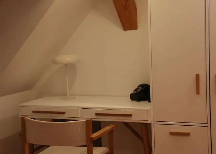 Pszczelarnia Dom Pracy Tworczej 팜스테이 *